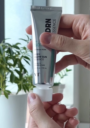 Лёгкая солнцезащитная эссенция с ПДРН и коллагеном, VT PDRN Glow Sun Essence SPF 50+ PA+++