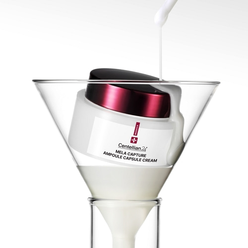 Капсульный крем против пигментных пятен и неровного тона Centellian24 Madeca Mela Capture Ampoule Capsule Cream