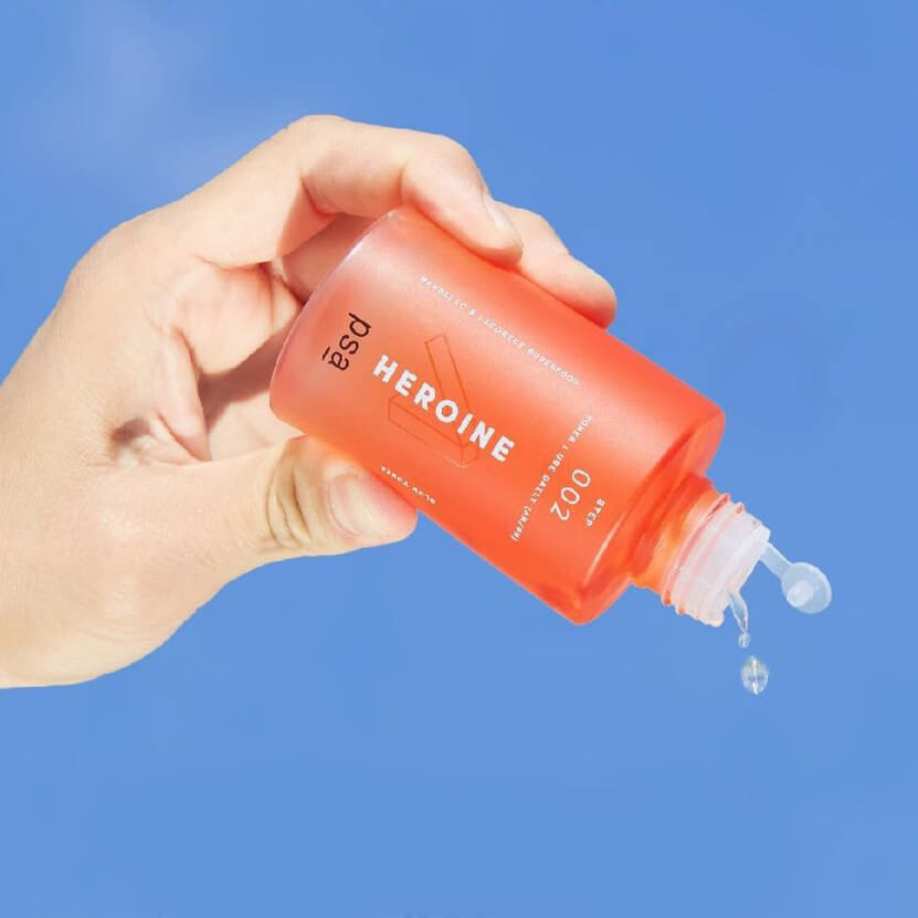 Тоник-суперфуд для сияния кожи PSA Heroine Mandelic & Licorice Superfood Glow Toner