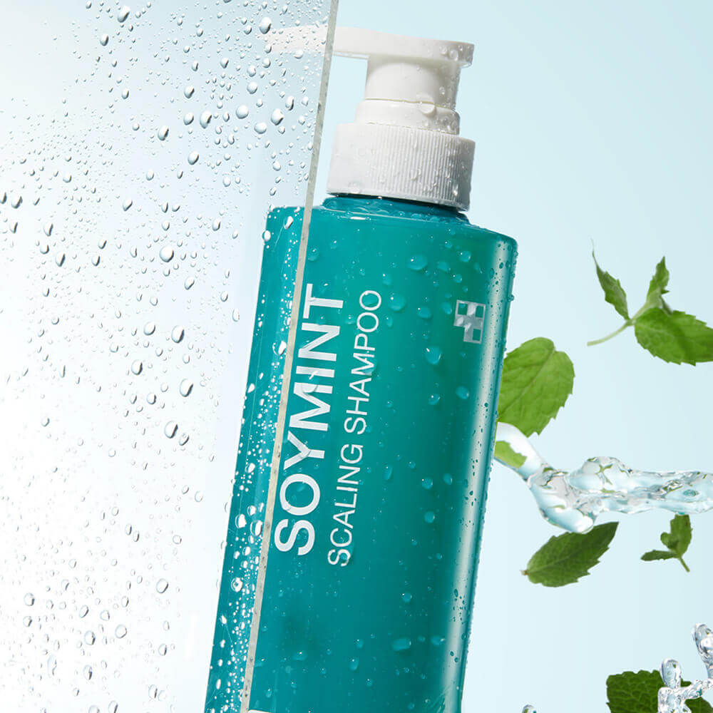 Охлаждающий шампунь для жирной кожи головы medicube Soymint Scaling Shampoo
