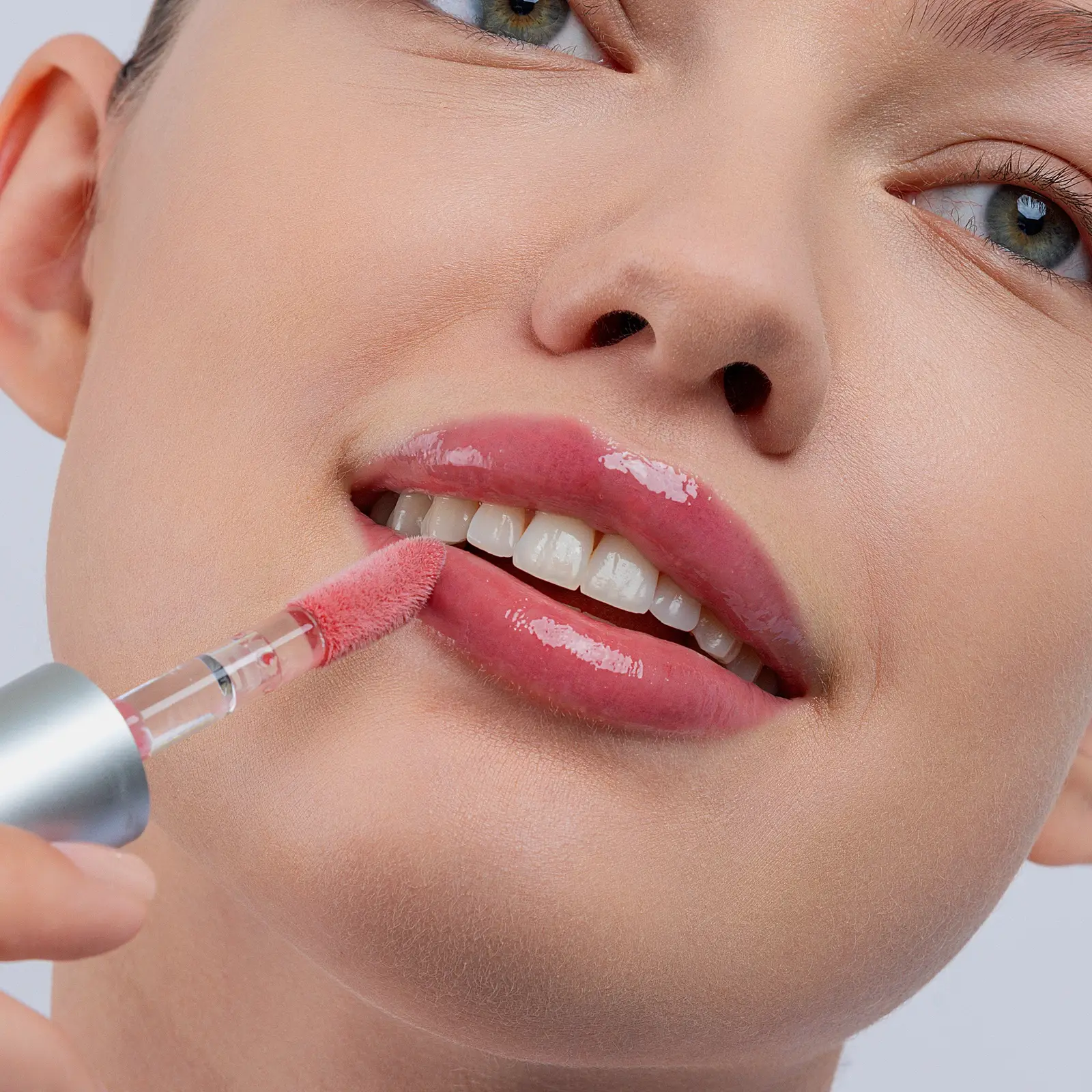 INFLUENCE BEAUTY ГЕЛЬ БЛЕСК ДЛЯ ГУБ 09 оттенок