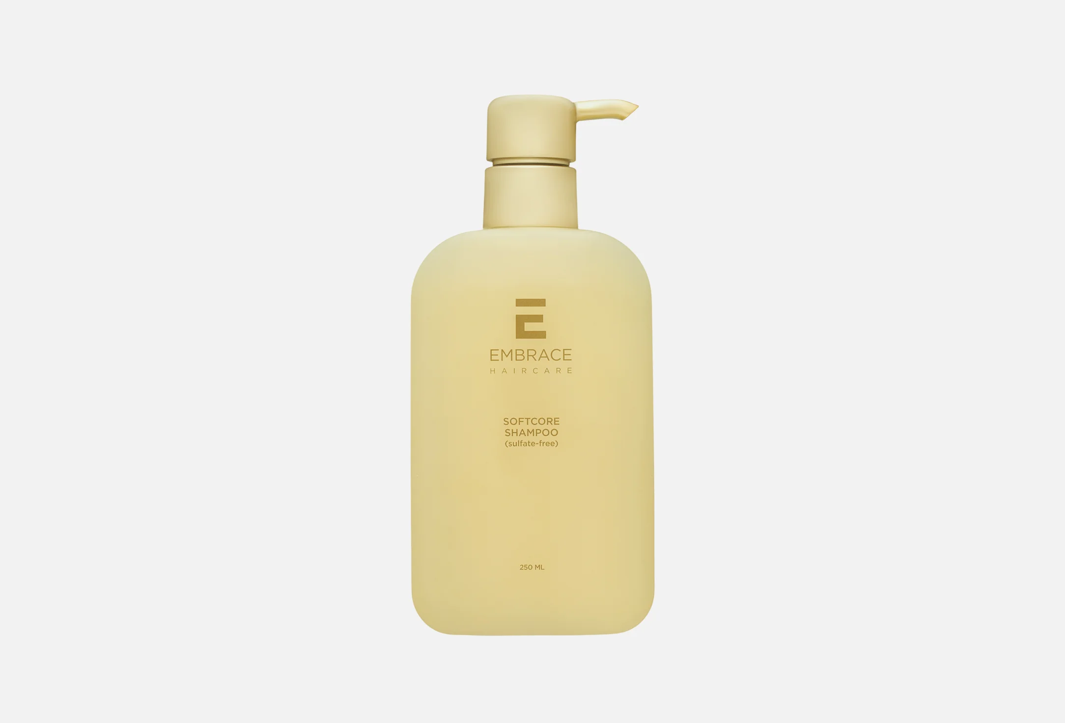  Бессульфатный шампунь для волос Embrace HaircareSoftcore