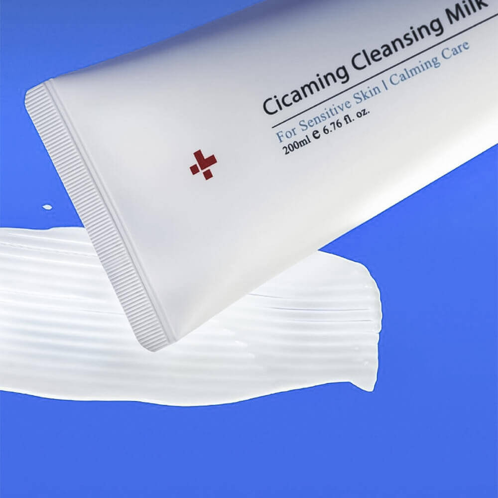Молочко для деликатного очищения с центеллой CUSKIN Clean-Up Cicaming Cleansing Milk