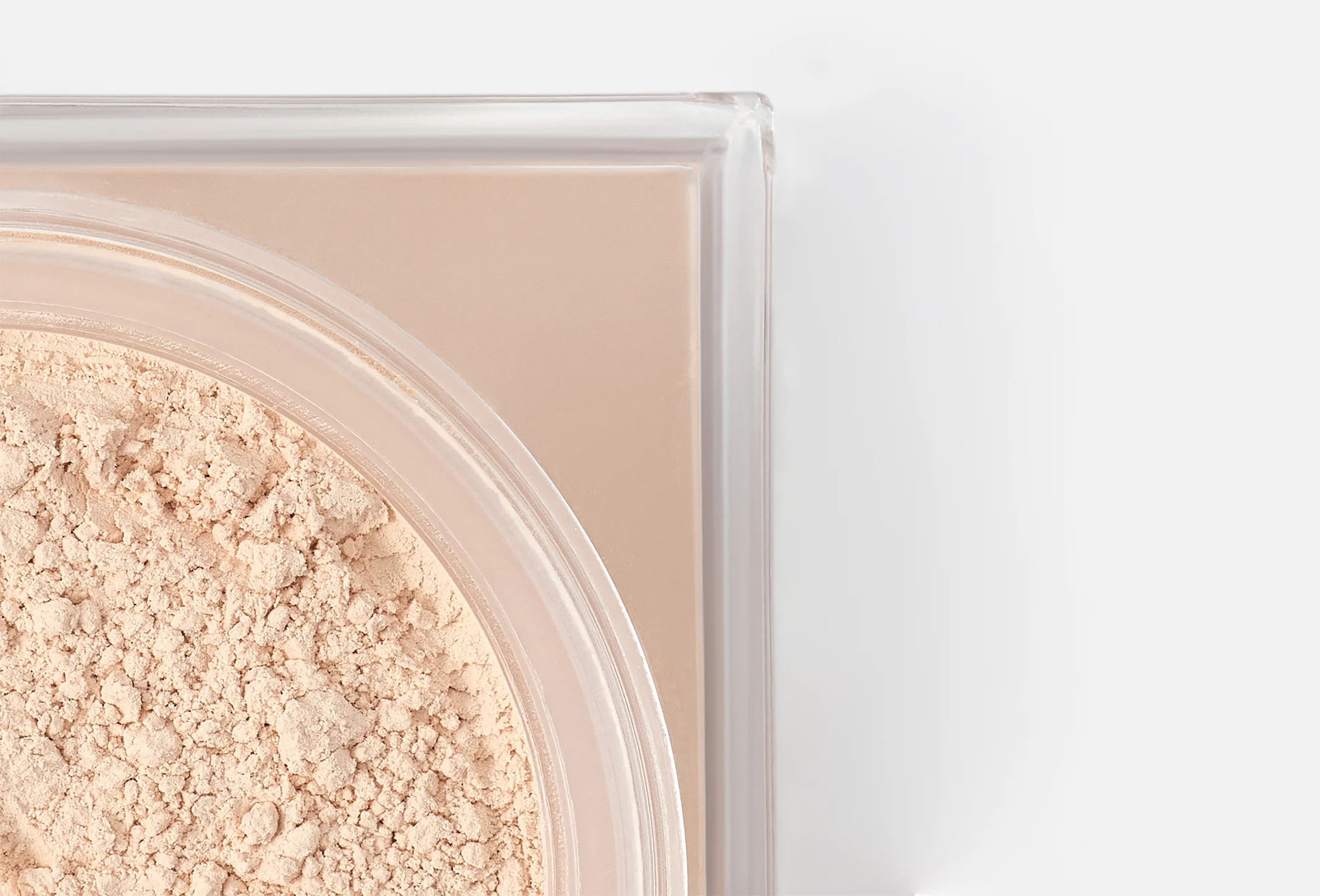 Рассыпчатая пудра для лица BEAUTY CREATIONSBye Filter "BUTTERNUT BABE"