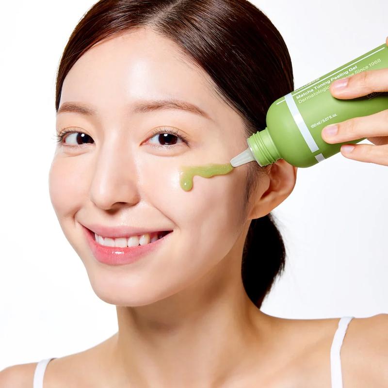 Мягкий пилинг-гель с матчей и центеллой Centellian24 Madeca Matcha Toning Peeling Gel